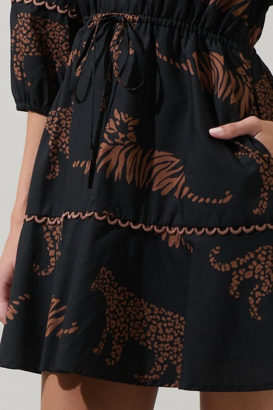 Marlowe Black Tiger/Leopard Dress With Pockets