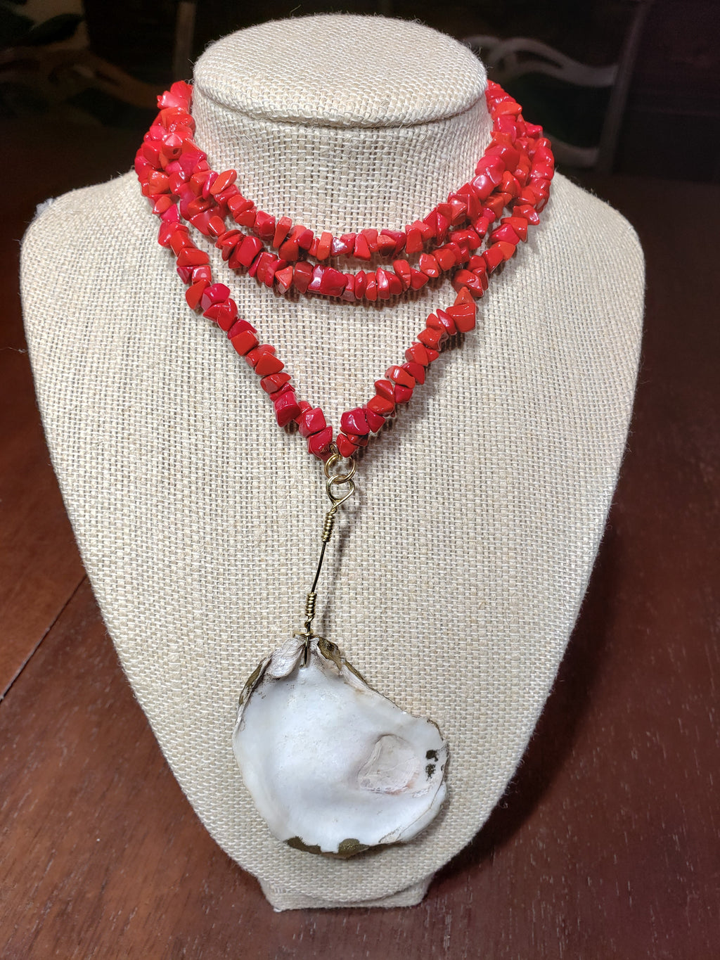 Red Oyster Necklace - The Look By Lucy